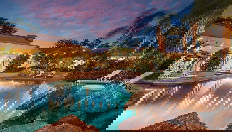 Foto 1 - Villa Verbena by Avantstay Expansive Estate w/ B-ball Court, Pool/spa & Entertainer's Yard