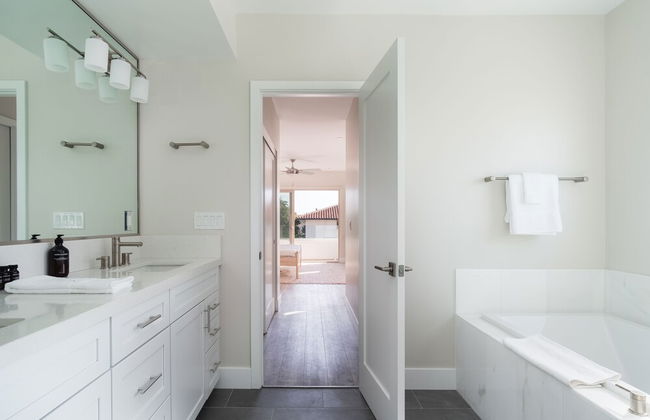 Skyline By Avantstay Modern Beach Retreat w/ Spacious Patio & Rooftop Views - Foto 20