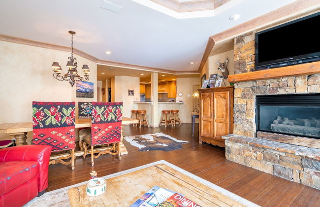 Centrum 302 by Avantstay Gorgeous Condo w/ Great Views & Steps Away From Ski Runs! - Foto 12