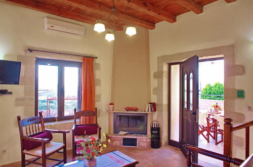 Photo 4 - Villa Zara in Plaka With 3 Bedrooms and 3 Bathrooms