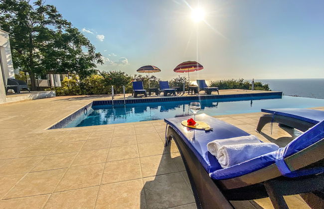 Detached Villa, Private Heated Pool, Outstanding Sea Views, Sleeps 6, Free Wifi - Foto 16