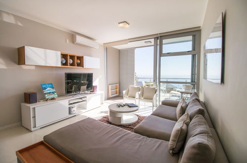 Foto 8 - Camps Bay One Bedroom Apartment - Luxury Stay With sea View