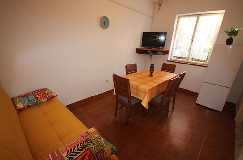 Foto 7 - Comfortable Apartment, Zadar Borik, up To 5 Persons