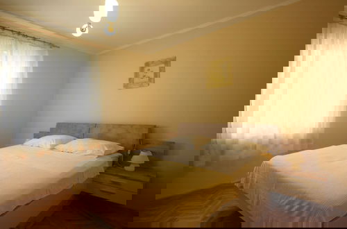 Foto 5 - Comfortable Apartment, Zadar Borik, up To 5 Persons