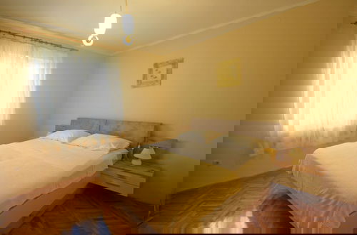 Foto 5 - Comfortable Apartment, Zadar Borik, up To 5 Persons
