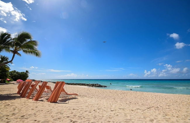 Modern 2-bed Apt Near Beach In St. Lawrence Gap 2 Bedroom Apts by Bluescape - Foto 64