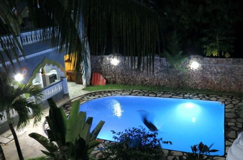 Foto 5 - Villa Tuffah 3 Minutes Walk to the Beach