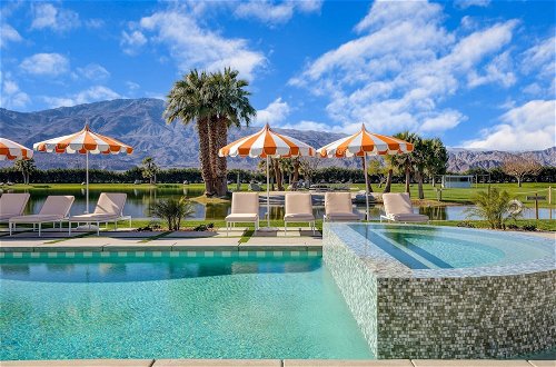Photo 11 - Buena Vista by Avantstay Massive Outdoor Oasis w/ Pool, Spa & Firepit