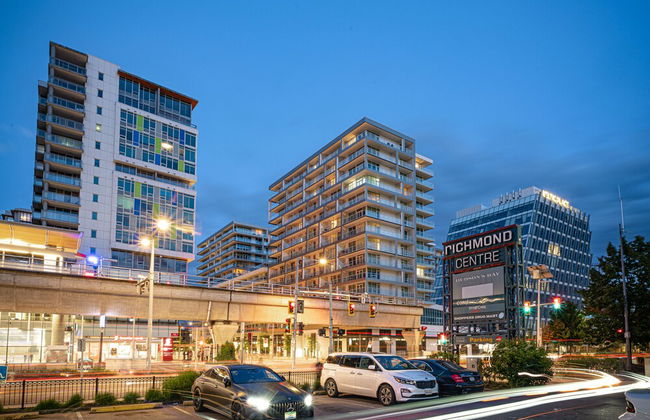 Charming Oasis Close to Airport & Downtown - Foto 44