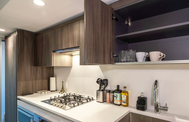 Charming Oasis Close to Airport & Downtown - Foto 5
