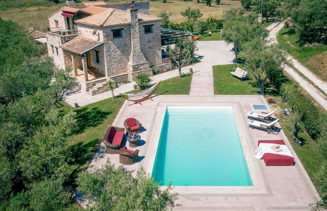 Villa Zeza - The Ultimate Family Villa - Photo 1