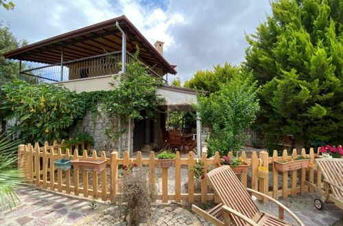 Foto 18 - Villa With Pool and View Near Old Town in Datca