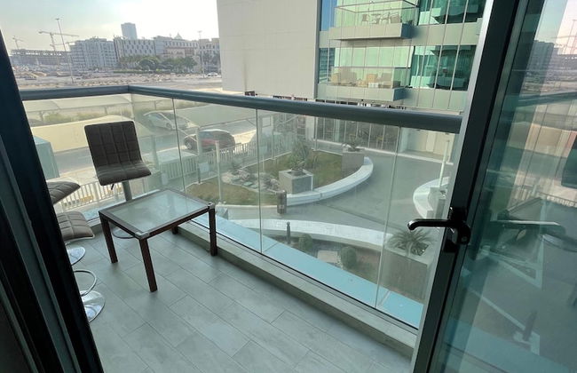 Luxurious and Spacious One-bedroom Apartment in the Heart of Dubai - Foto 9