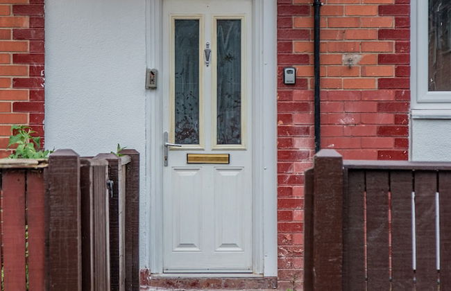 BV Comfy Spacious 3 Bedroom House At Tatton Street Manchester - Foto 2