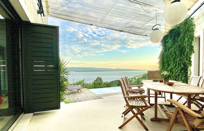 Villa Forte-the Exclusive Private Villa With Amazing sea View Located in Mimice - Photo 30