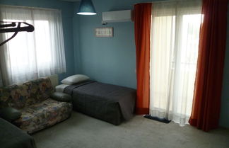 Photo 3 - Room in House - Datacom House - The Sky Blue Room