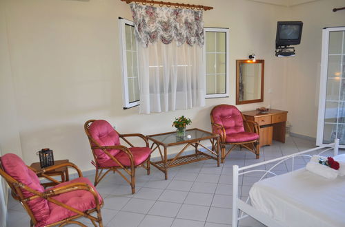 Photo 3 - Apartments Papadatos - Pelekas Beach, Corfu