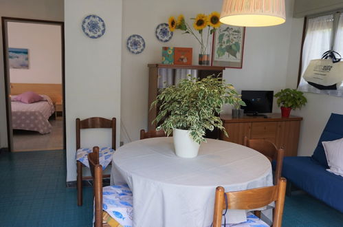 Photo 6 - Beautiful Three-room Apartment on the First Floor of a Villa With Garden