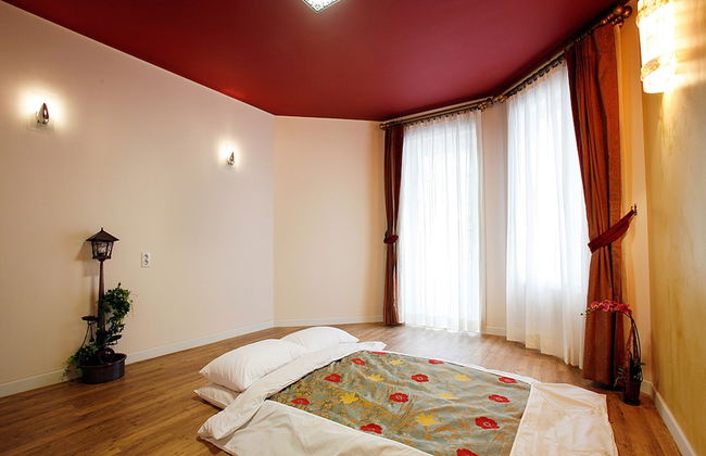 Elf Resort Hotel - Photo 24