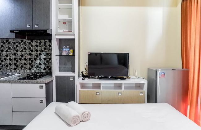 Relaxing Studio Apartment at Tamansari Papilio - Photo 3