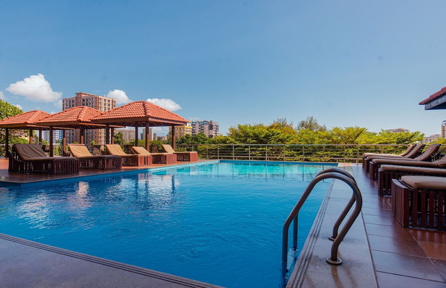 AURA SUITES - Photo 14