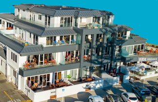 Foto 1 - The Pavilions Beachfront Apartments