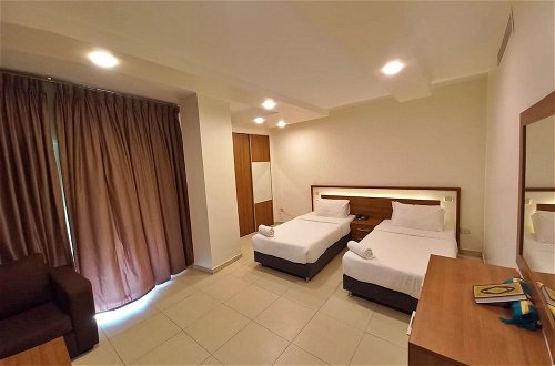 Photo 19 - Lujain Hotel Suites