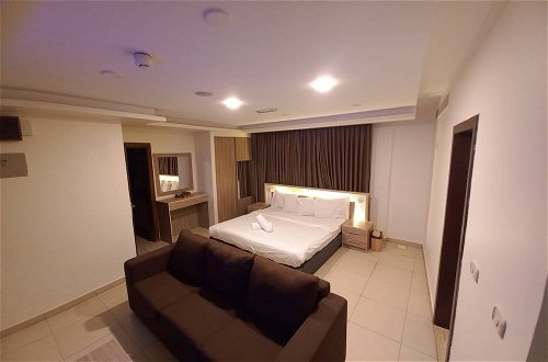 Foto 27 - Lujain Hotel Suites