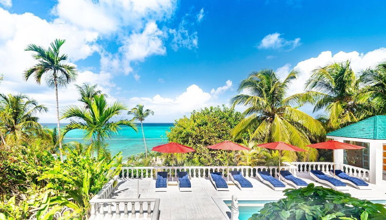 Photo 1 - Panoramic Cottage at Love Beach - Pool