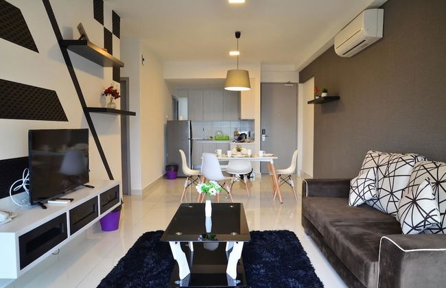 1Tebrau Premium Suites by 12stay - Foto 1