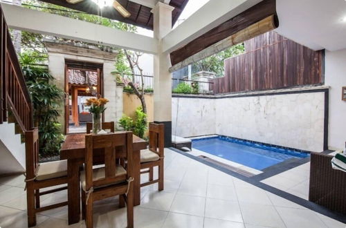 Photo 18 - SMV . 4-BR · 4BR Pool Prime Area Walk To Beach N Shops Legian