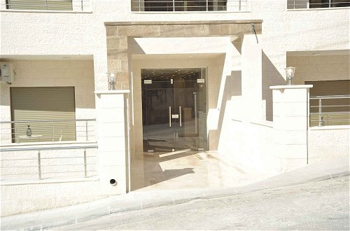 Photo 29 - Amazing one Bedroom Apartment in Amman, Elwebdah 4