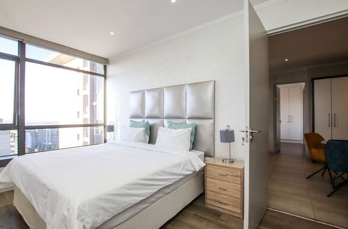 Photo 7 - Sandton Smart Apartment Twelve