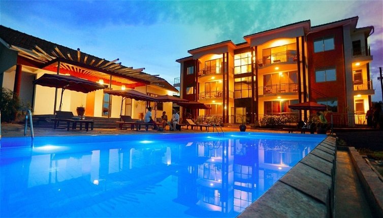 Photo 1 - Deluxe 1- Bedroom Apartment With Swimming Pool