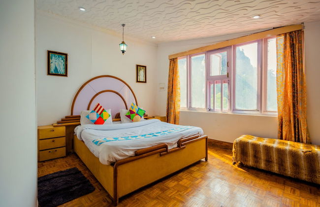 OYO 13693 Home Royal Wood 3BHK Mall Road - Foto 8