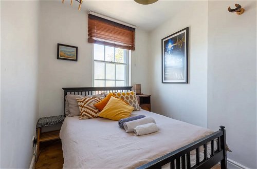 Foto 5 - Trendy 2 Bedroom Apartment in the Heart of Brixton