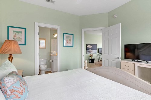 Photo 9 - Beach Castle by Southern Vacation Rentals