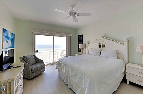 Photo 4 - Beach Castle by Southern Vacation Rentals