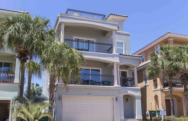 Ocean Views In Destiny By The Sea - Photo 1