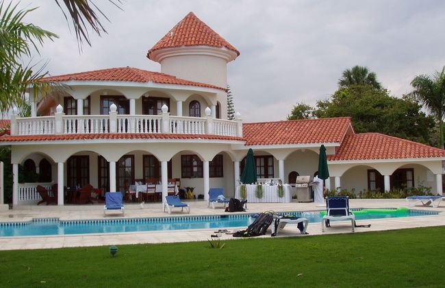 3br Villa With Vip Access - All Inclusive Program With Alcohol Included - Foto 1