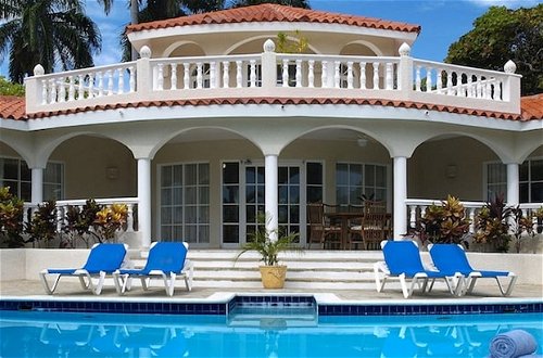 Foto 19 - 3br Villa With Vip Access - All Inclusive Program With Alcohol Included