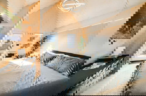 Photo 10 - Bunkies-the Commissioner