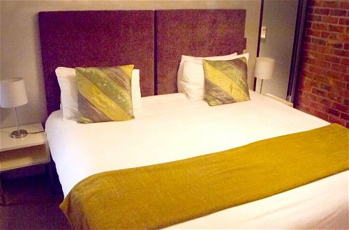 Photo 3 - ITC Hospitality Group Two Bedrooms Metropollis Building