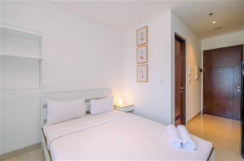 Photo 5 - Great Deal Studio Apartment at The Newton Ciputra World 2
