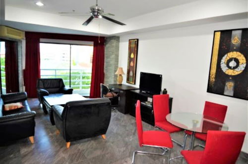 Photo 10 - Sea View 4th Floor 1 bed Condo at View Talay 2