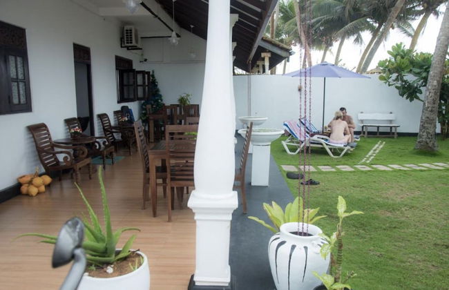 Ashen's Beach House - Photo 21