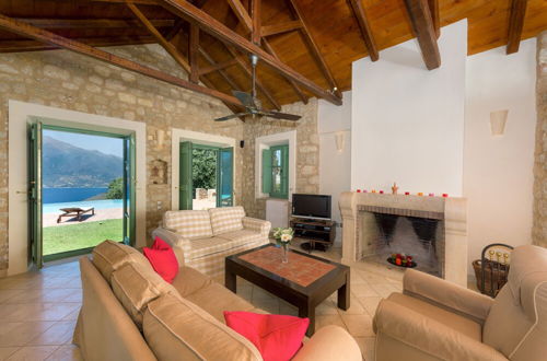 Photo 12 - Self-catering Luxury Stone Holiday Villa With Infinity Pool and Panoramic View