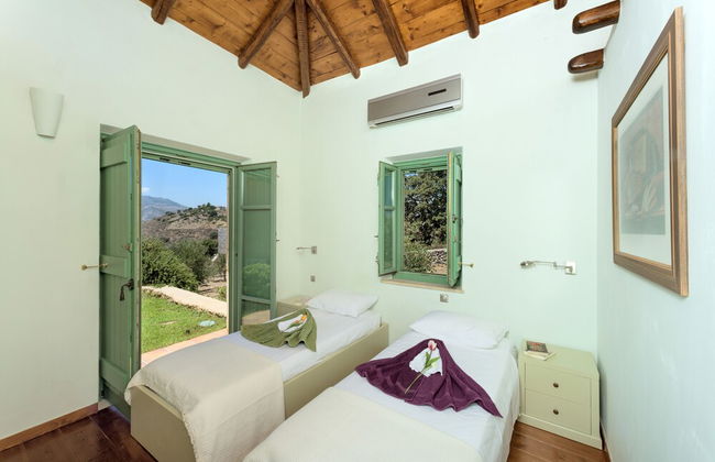 Self-catering Luxury Stone Holiday Villa With Infinity Pool and Panoramic View - Foto 2