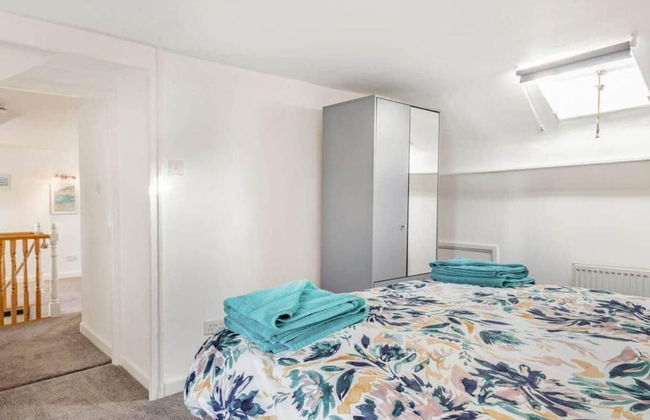 Lovely Villa 1 King 1 Double Sofa 4 Single Beds - Foto 9