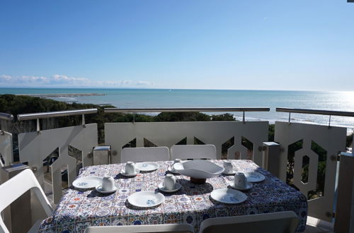 Photo 1 - Apartment With Pool And Sea View